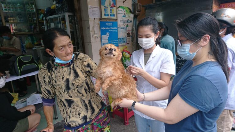 tiem chung co Van 2021 03 scaled 1 768x432